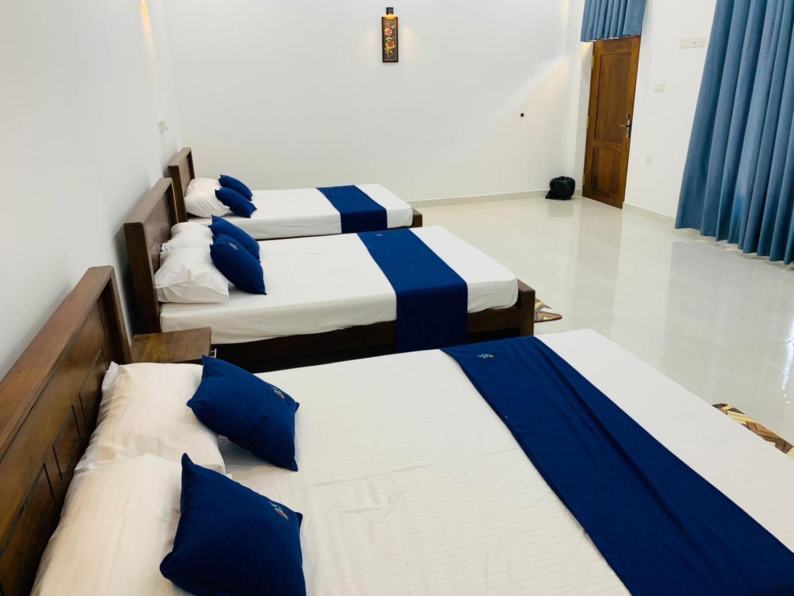 Kurulu Uyana Holiday Resort กตรคาม ภายนอก รูปภาพ